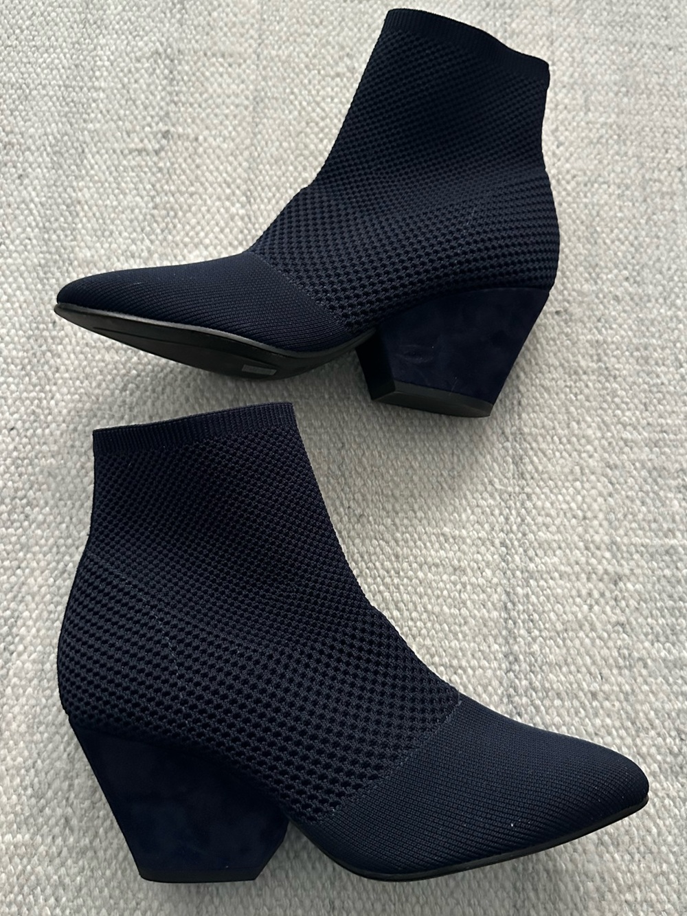 Eileen Fisher Dahlia Stretch Knit Sock Booties Navy Blue Suede Heel Size 8.5